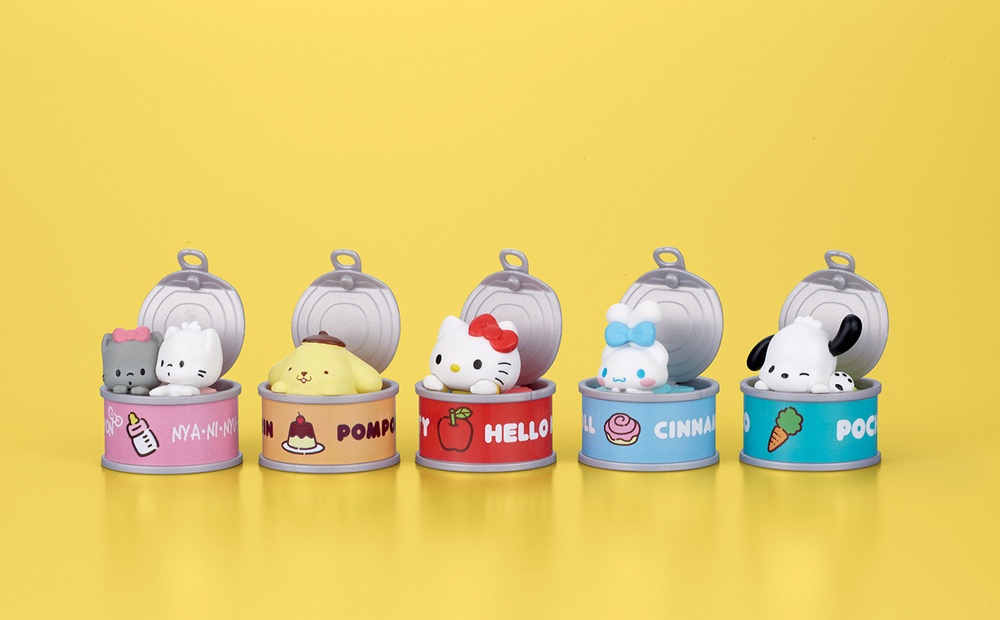 キャラクターたちがひょっこり顔を出す姿がかわいい♡ガチャ新シリーズ第1弾「カンキャラ！サンリオキャラクターズ」と、「カンキャラ！」のアートを使ったステッカー付きのキャンディトイが1月下旬から発売！