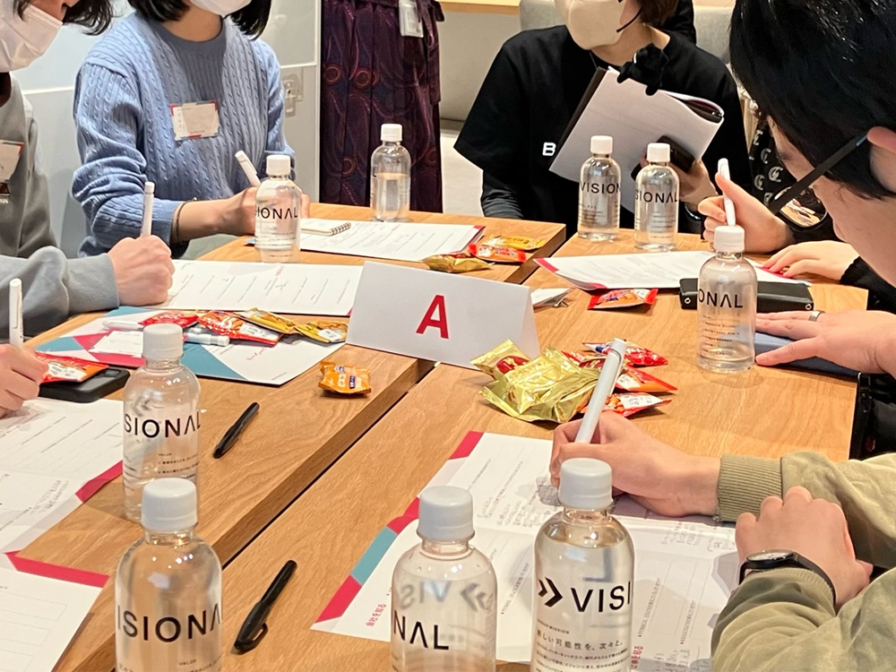夏休みの自由研究にもピッタリ！おしゃれなヒルズが学びの場所に変身する「ヒルズ・ワークショップ フォー・キッズ 2026」が開催！1回目は「最新テクノロジー」「金融・キャリア教育」「SDGs・多様性」の3ジャンルを紹介！